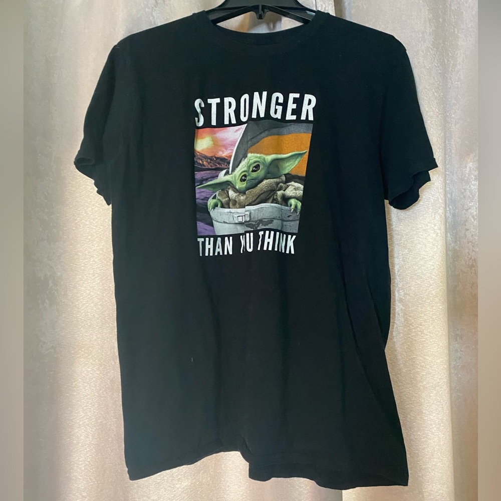 Star Wars Mandalorian T-Shirt- Size L
